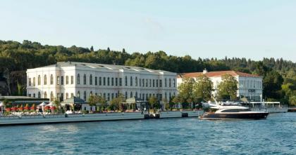 Four Seasons Hotel Istanbul At The Bosphorus - image 8